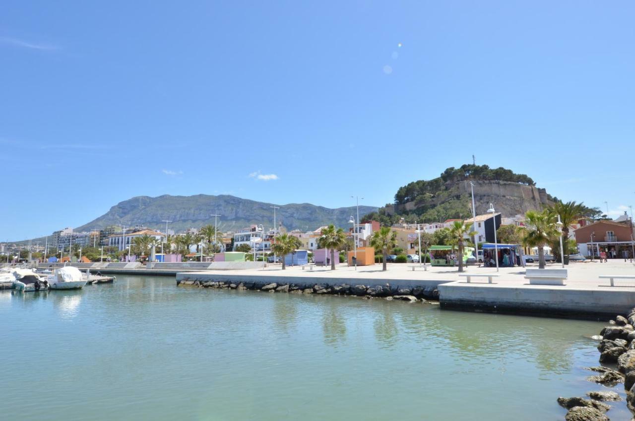 The Green Townhouse In Denia Centre By Nras Exterior photo